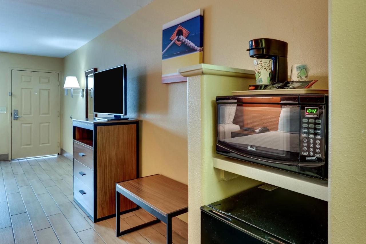 Captains Quarters Inn 포트 애런사스 외부 사진